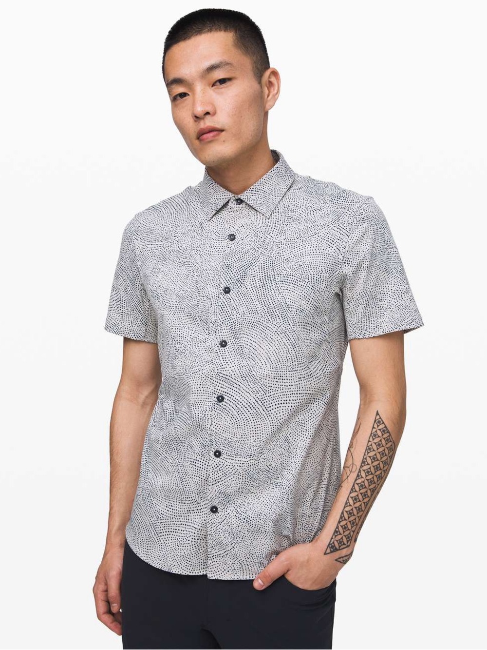 Lululemon Mens Airing Easy Short Sleeve Button Down Shirt Navy Blue Dot size S
